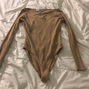 Nice top but way too small